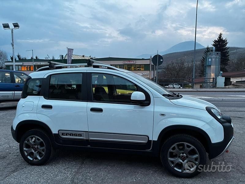 Usata Fiat Panda Cross Cross 86 CV (63 kW) 2020 Bianco Utilitaria