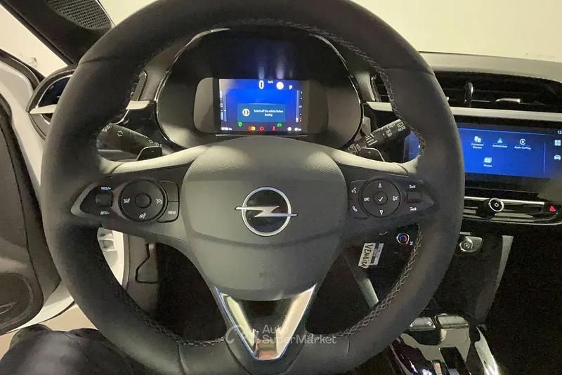 Usata Opel Corsa 101 CV (74 kW) 2025 Bianco Utilitaria