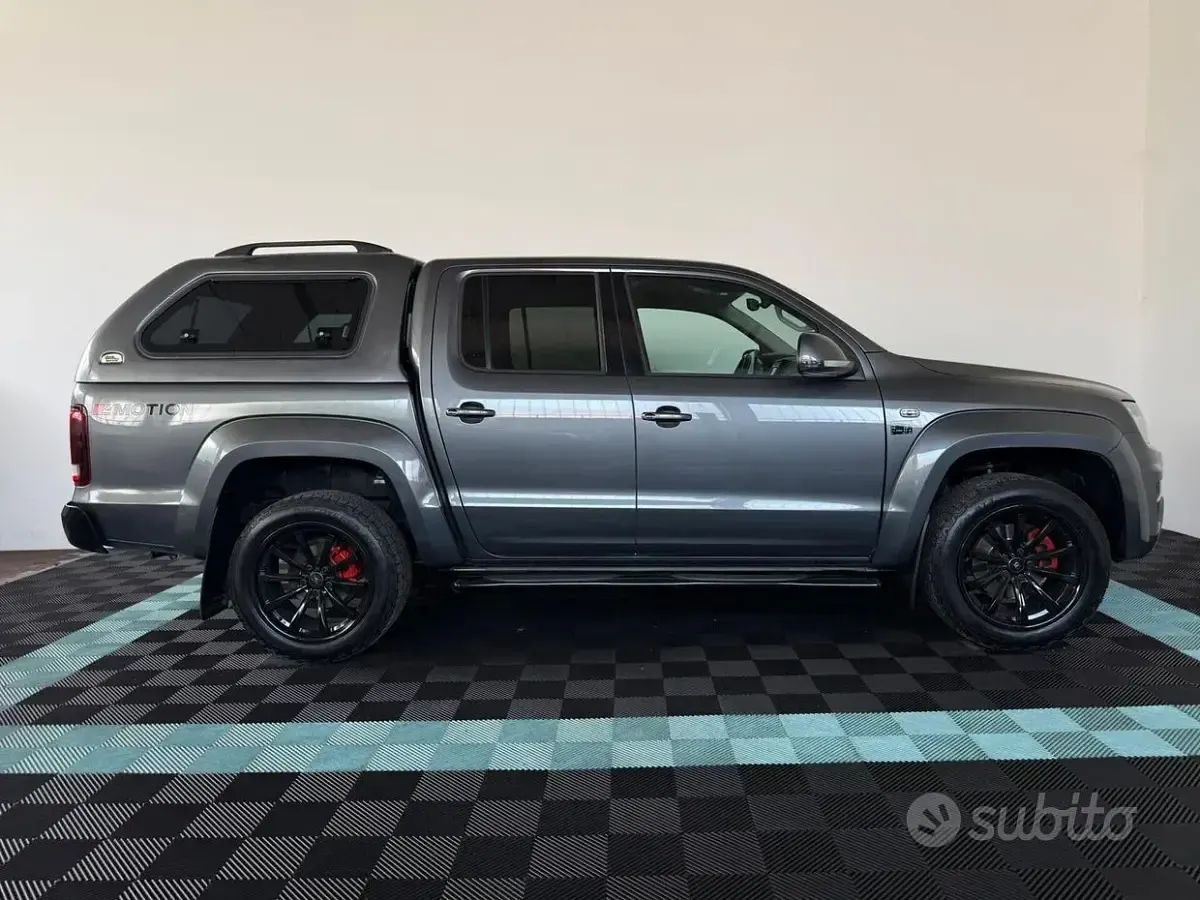 Usata VW Amarok Aventura 224 CV (164 kW) 2017 Grigio Pick-up