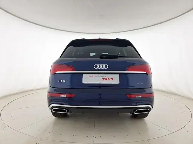 Begagnad Audi Q5 S-Line 204 HK (150 kW) 2023 Blå SUV