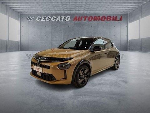 Usata Lancia Ypsilon 110 CV (80 kW) 2024 Oro Utilitaria