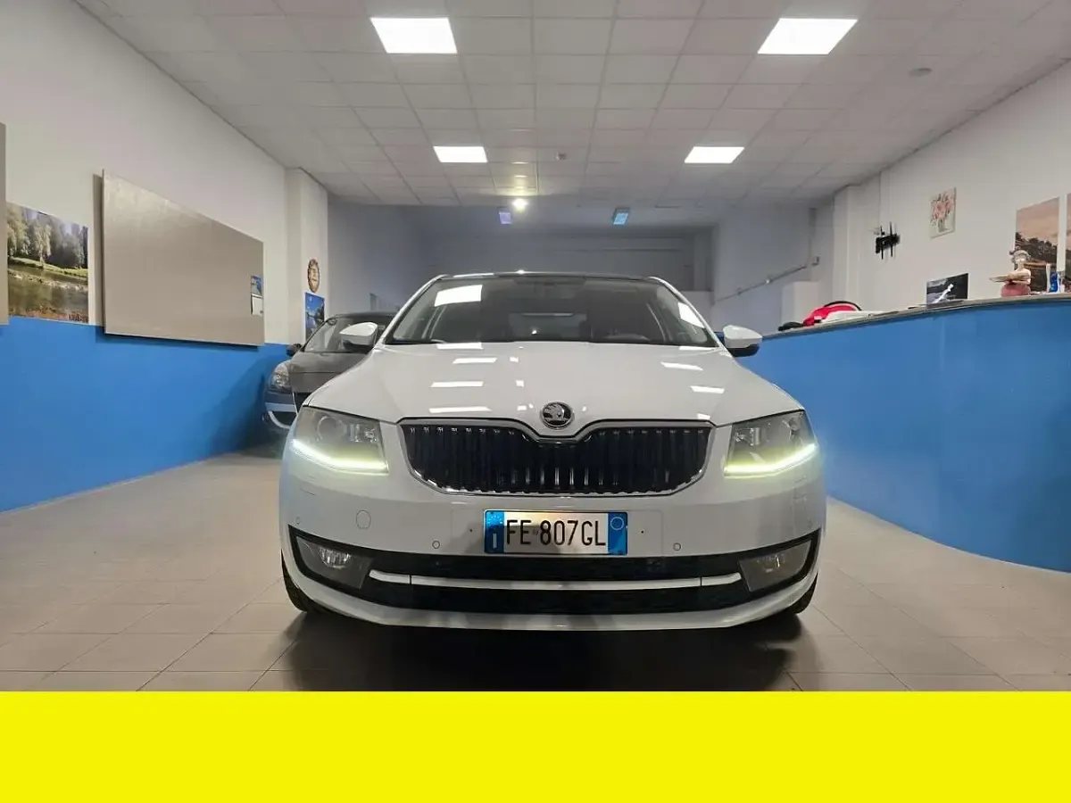 Usata Skoda Octavia 110 CV (80 kW) 2016 Other Station wagon