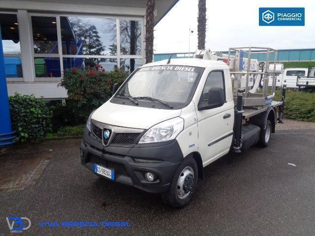 Usata Piaggio Porter 92 CV (67 kW) 2024 Bianco Cabrio