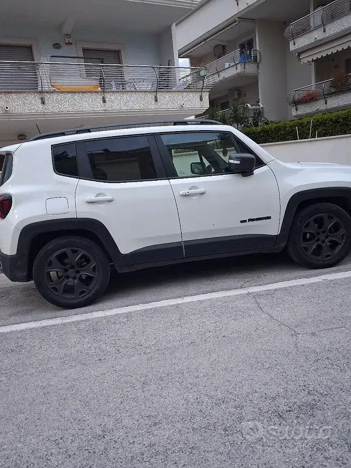 Usata Jeep Renegade 80th Anniversary 131 CV (96 kW) 2021 Bianco SUV