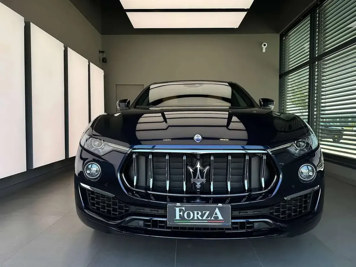 Usata Maserati Levante GT 330 CV (242 kW) 2022 Blu nobile SUV