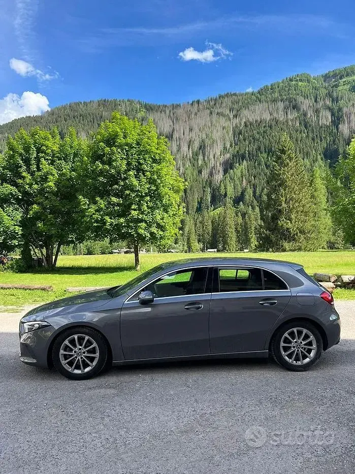 Usata Mercedes A160 109 CV (80 kW) 2020 Grigio Utilitaria