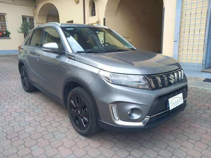 Usata Suzuki Vitara 129 CV (94 kW) 2020 Grigio SUV