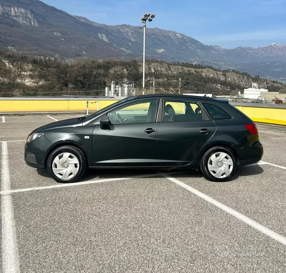 Usata Seat Ibiza ST Style 75 CV (55 kW) 2010 Nero Station wagon