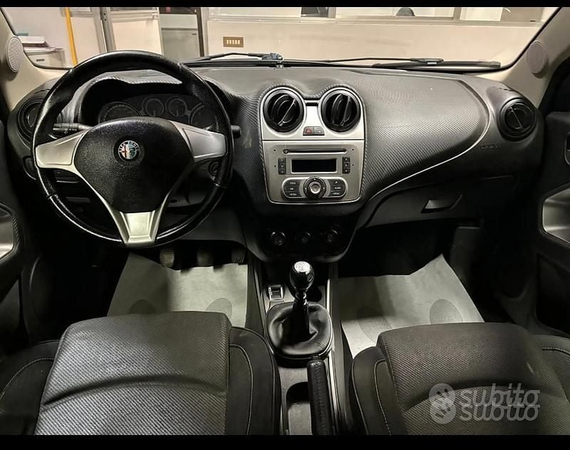 Usata Alfa Romeo MiTo 120 CV (88 kW) 2011 Grigio Utilitaria