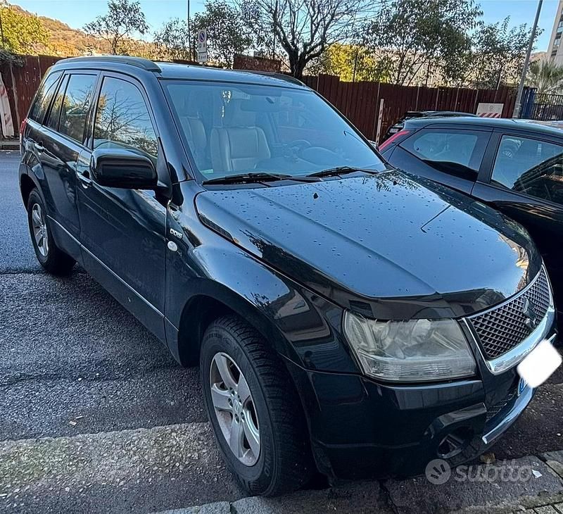 Usata Suzuki Vitara 129 CV (94 kW) 2006 Nero Station wagon