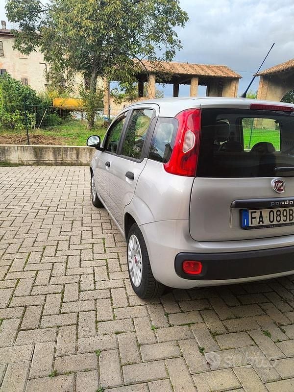 Usata Fiat Panda 75 CV (55 kW) 2015 Grigio Utilitaria