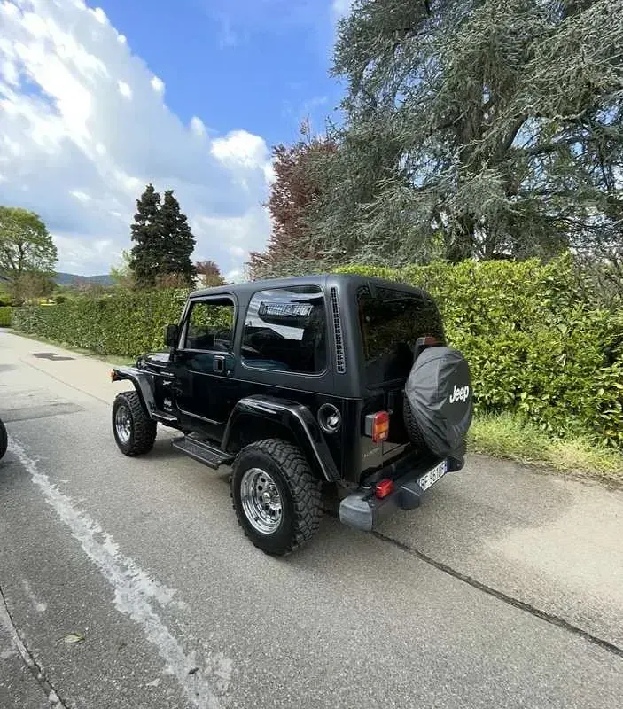 Usata Jeep Wrangler Sport 118 CV (86 kW) 1999 SUV