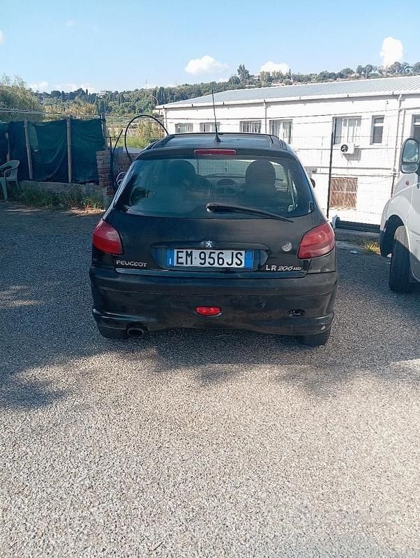 Usata Peugeot 206 90 CV (66 kW) 2000 Nero Berlina
