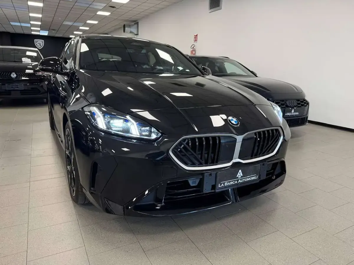 Usata BMW 118 M Sport 150 CV (110 kW) 2025 Nero Utilitaria