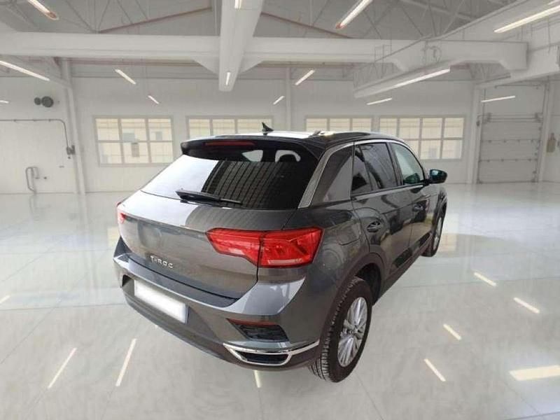 Usata VW T-Roc Business 110 CV (80 kW) 2021 Grigio SUV