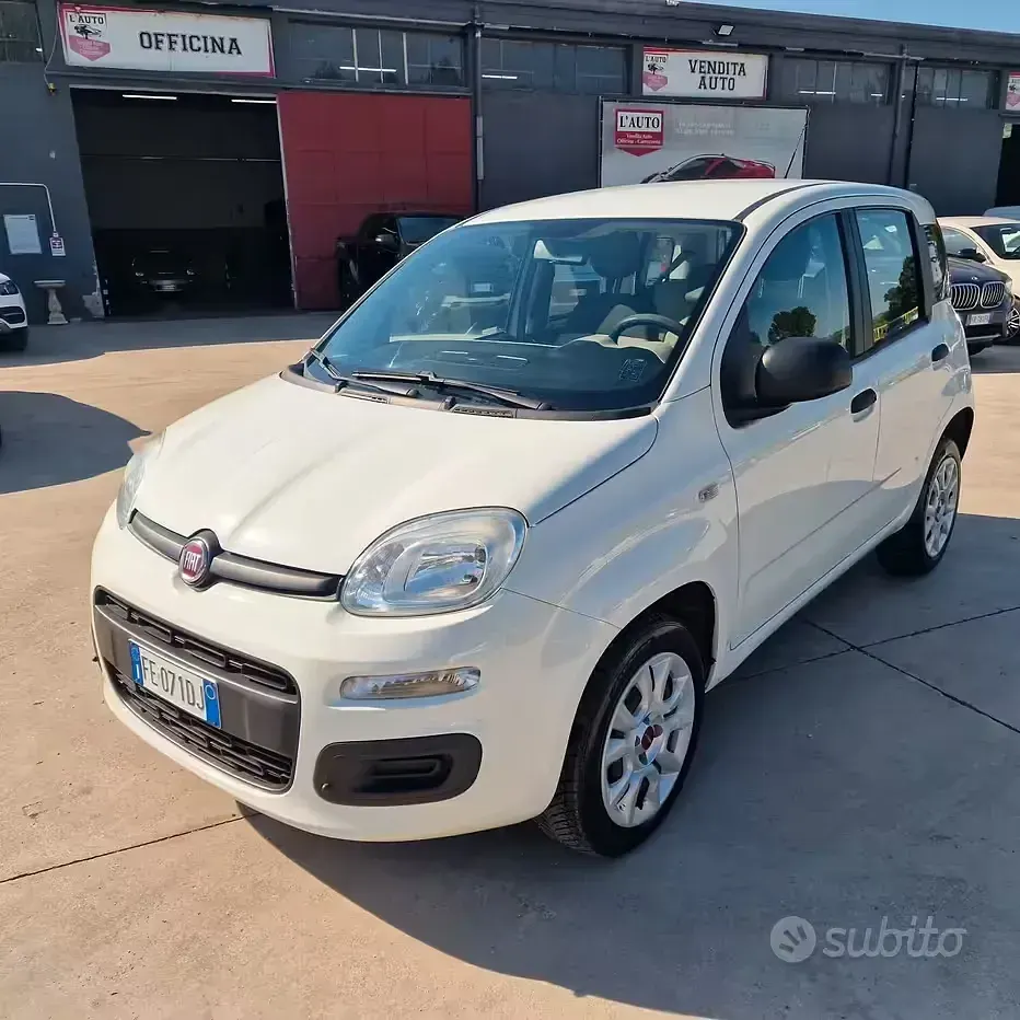 Usata Fiat Panda Lounge 80 CV (58 kW) 2016 Bianco Utilitaria