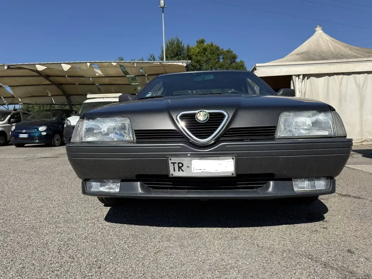 Usata Alfa Romeo 164 143 CV (105 kW) 1991 Nero Berlina