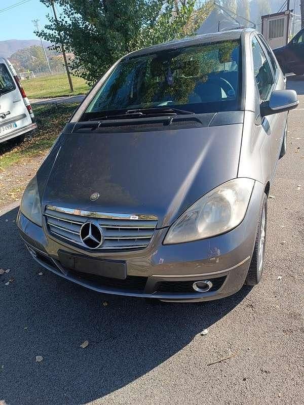 Usata 2009 Mercedes A180 Monovolume | 1300 € (Super prezzo) - Immagine 1/4