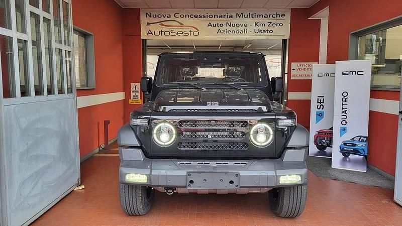 Nuova EMC 212 218 CV (160 kW) 2025 Nero SUV