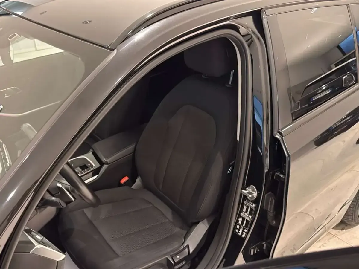 Usata BMW 320 190 CV (139 kW) 2023 Nero Station wagon