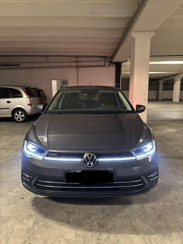 Grigio Usata 2021 VW Polo Style Due volumi | 17.000 € (Buon prezzo) - Immagine 1/4