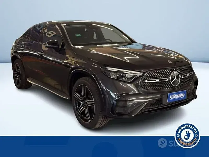 Nuova Mercedes GLC300e 2026 Grigio Coupé
