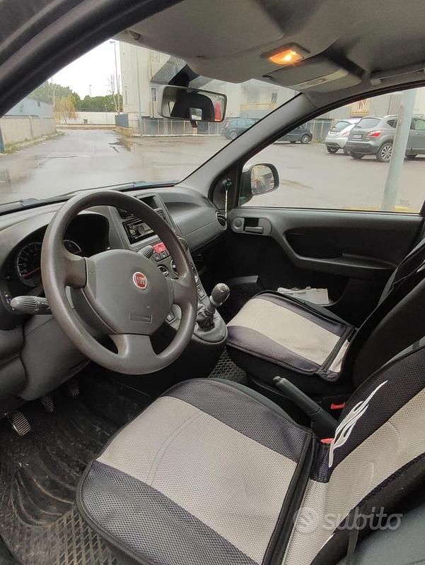 Usata Fiat Panda 77 CV (56 kW) 2011 Grigio Utilitaria