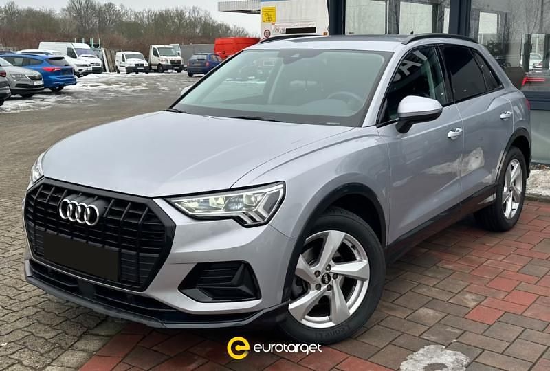 Usata Audi Q3 Advanced 150 CV (110 kW) 2022 Argento metallizzato SUV