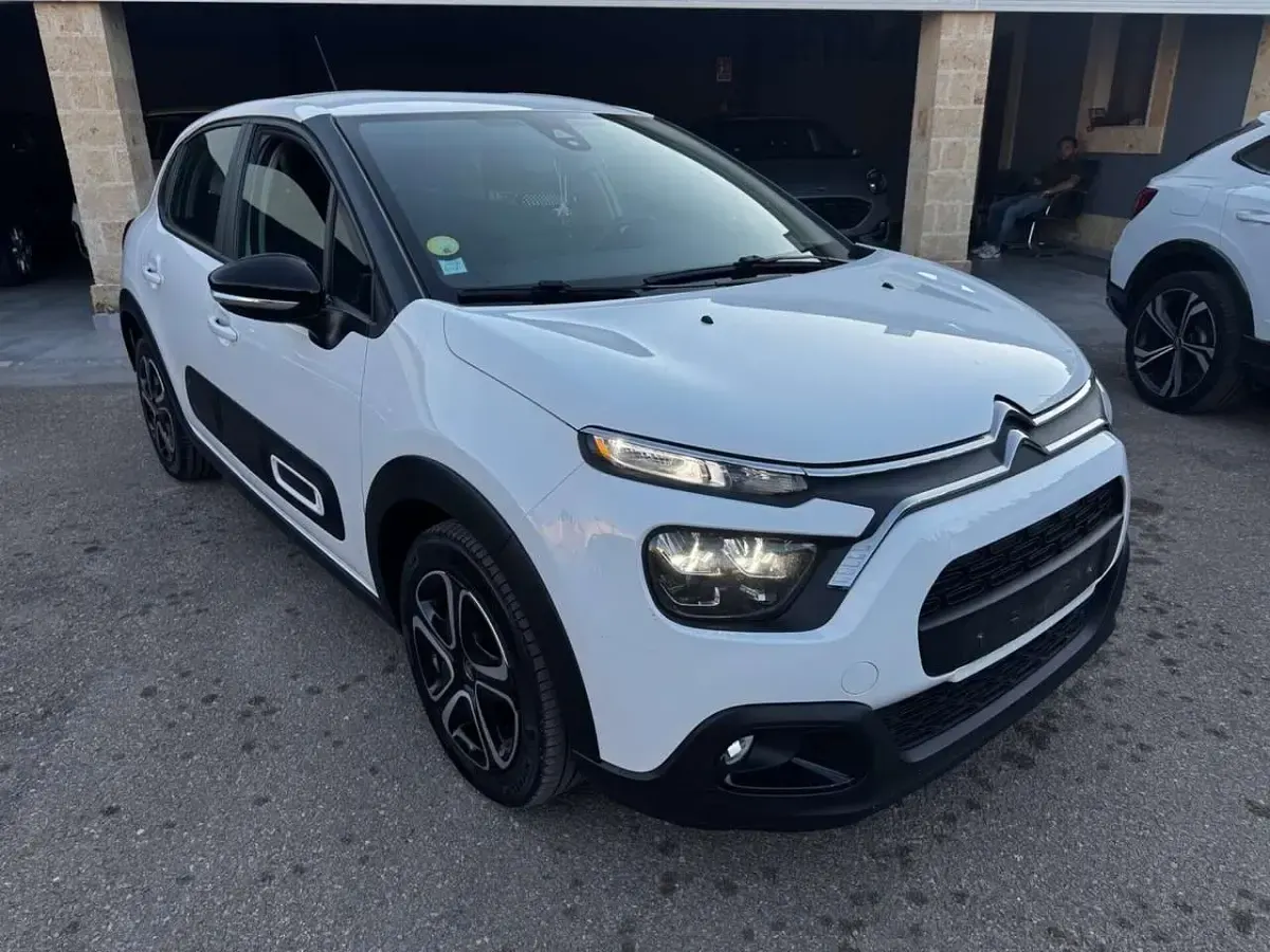 Usata Citroën C3 Feel 102 CV (75 kW) 2021 Bianco Utilitaria