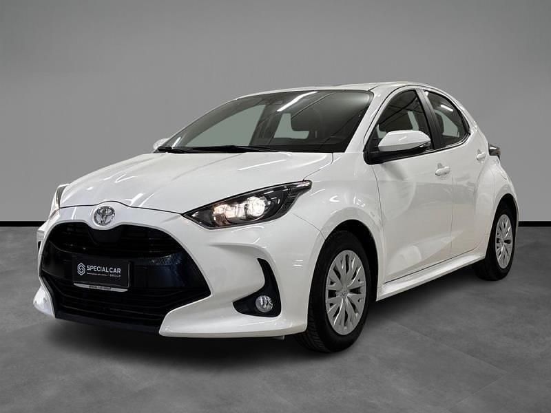 Usata Toyota Yaris Business Edition 72 CV (52 kW) 2023 Bianco Berlina