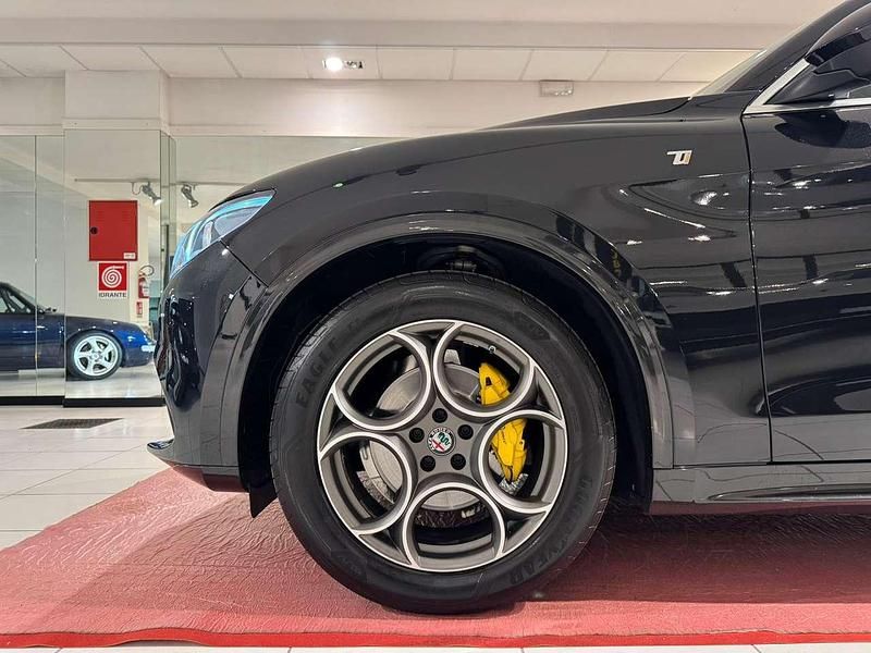 Usata Alfa Romeo Stelvio Ti 209 CV (153 kW) 2021 Nero SUV