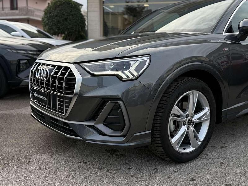 Usata Audi Q3 S-Line 150 CV (110 kW) 2024 Grigio SUV