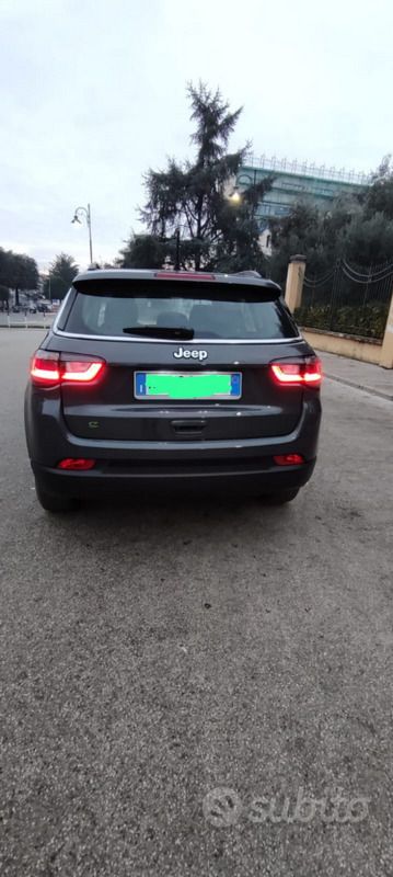 Usata Jeep Compass 130 CV (95 kW) 2022 Grigio SUV