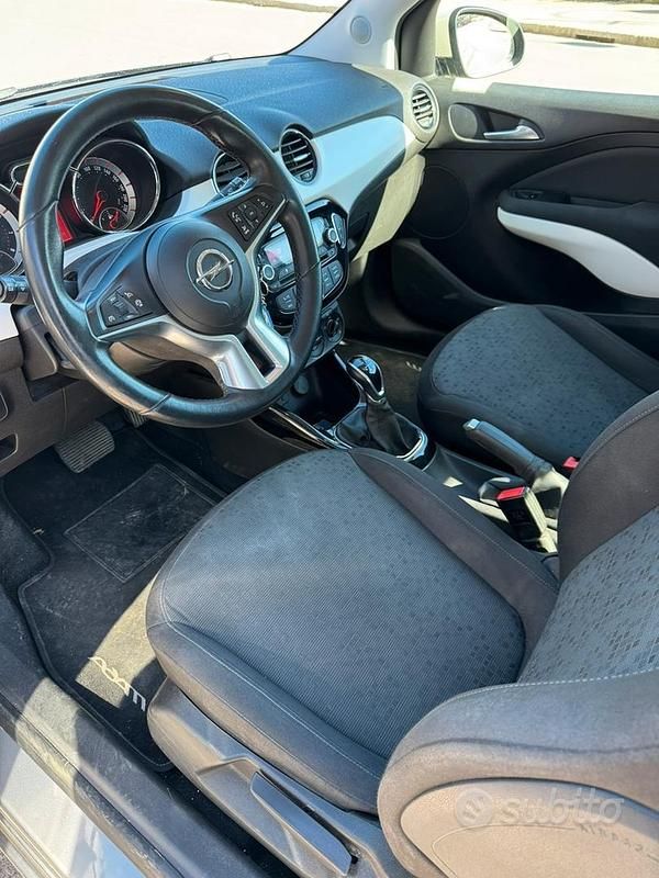 Usata Opel Adam Jam 87 CV (63 kW) 2016 Grigio Utilitaria