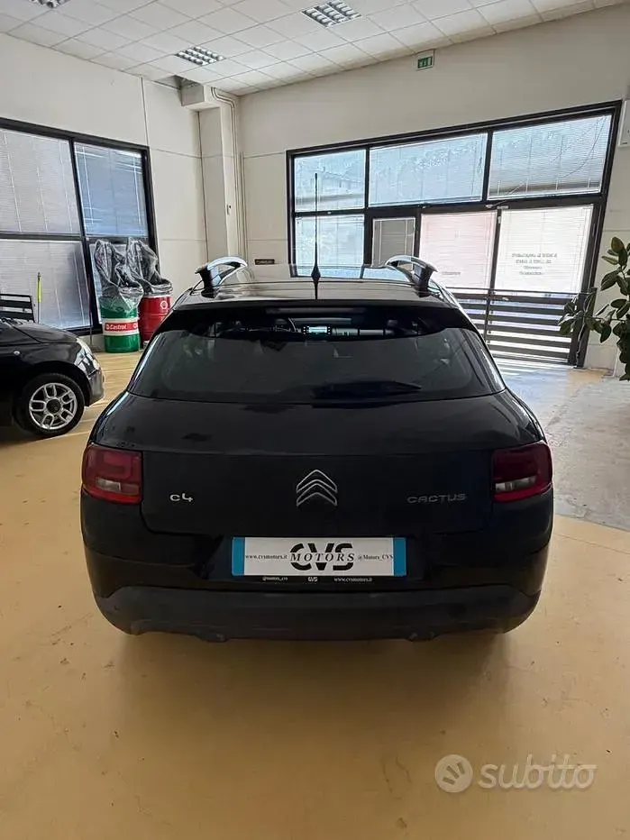Usata Citroën C4 99 CV (72 kW) 2017 Nero Berlina