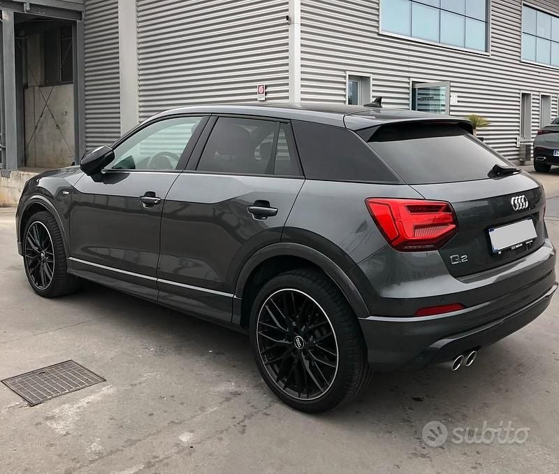 Usata Audi Q2 S-Line 150 CV (110 kW) 2020 Grigio SUV