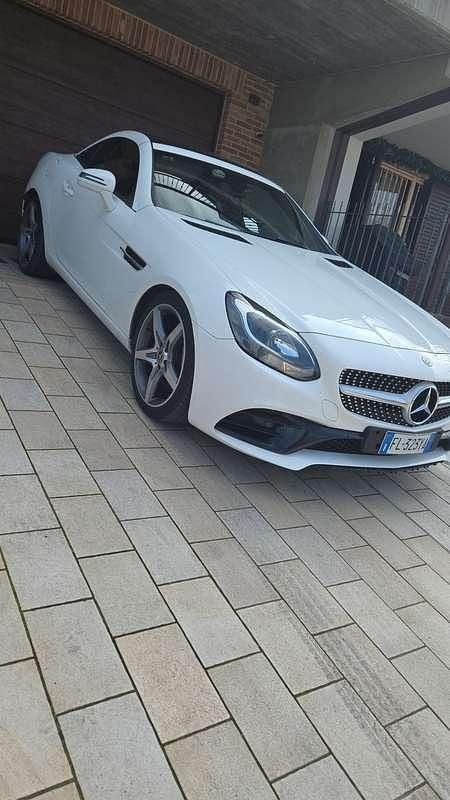 Usata Mercedes SLC250 AMG line 204 CV (150 kW) 2017 Bianco Cabrio
