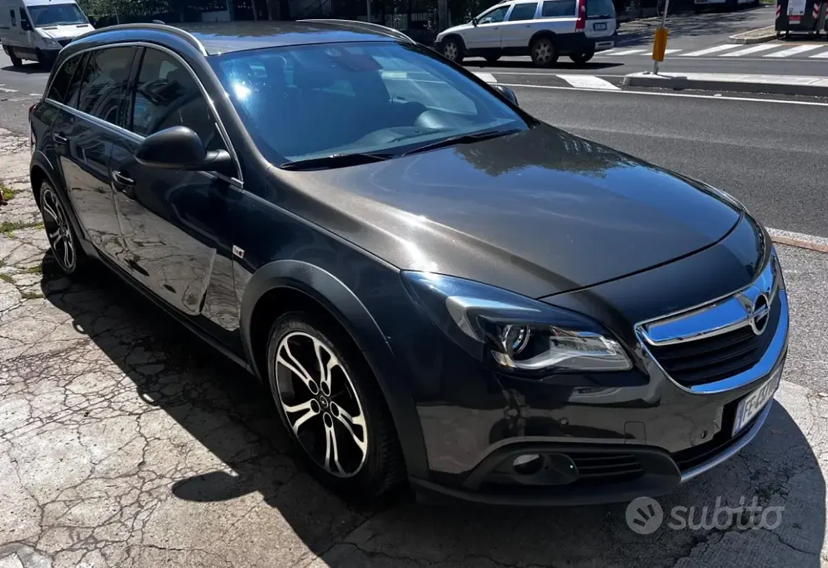 Usata Opel Insignia 170 CV (125 kW) 2016 Beige Berlina