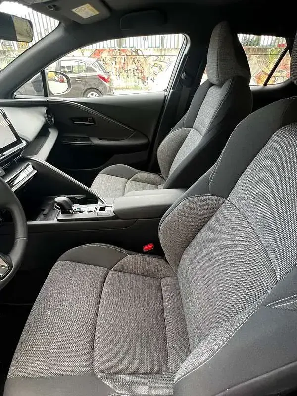 Nuova Toyota C-HR Trend 98 CV (72 kW) 2026 Grigio SUV