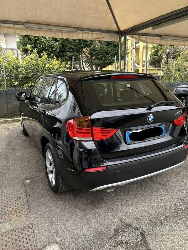 Begagnad BMW X1 143 HK (105 kW) 2012 Svart SUV