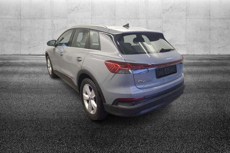 Usata Audi Q4 e-tron 69 kW (95 CV) 2022 Grigio SUV
