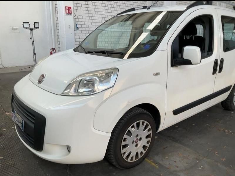 Begagnad Fiat Qubo Dynamic 75 HK (55 kW) 2013 Vit Minibuss