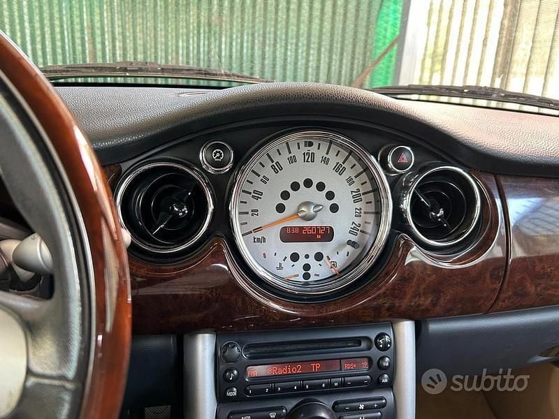 Usata Mini Cooper Cabriolet 116 CV (85 kW) 2005 Verde Cabrio