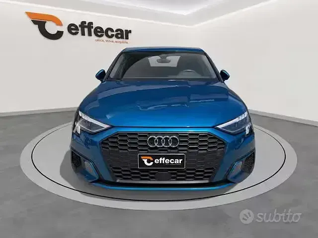 Usata Audi A3 Business 150 CV (110 kW) 2021 Blu Berlina
