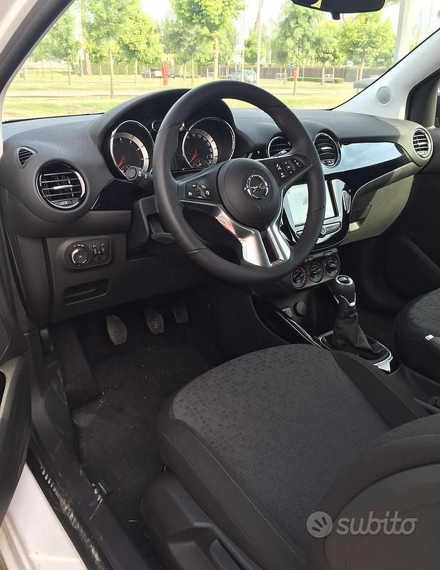 Usata Opel Adam Jam 70 CV (51 kW) 2016 Bianco Utilitaria