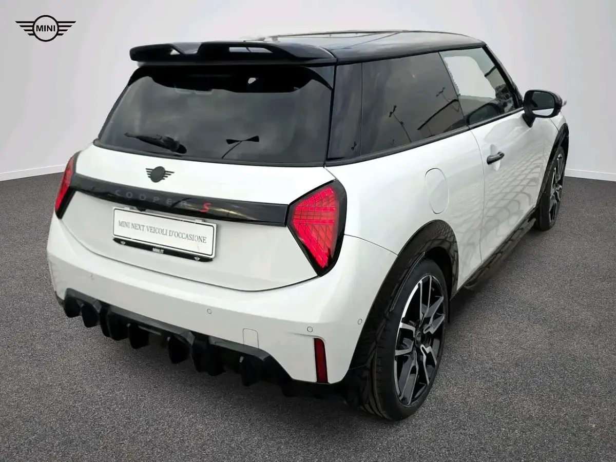 Usata Mini John Cooper Works 204 CV (150 kW) 2025 Bianco Utilitaria