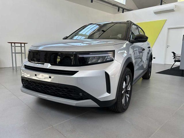 Nuova Opel Frontera 83 kW (113 CV) 2025 Argento kristall SUV