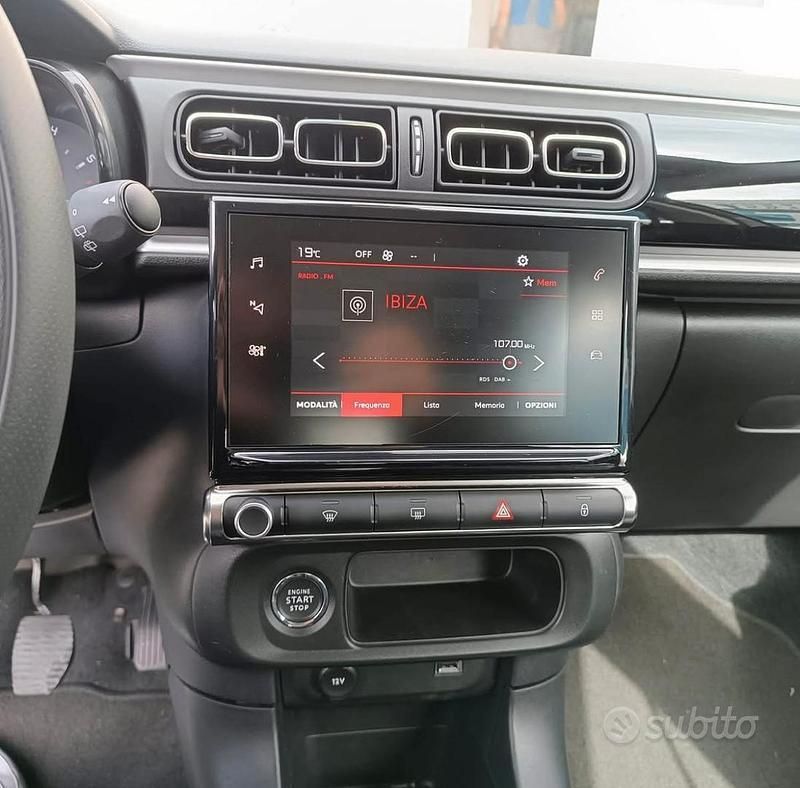 Usata Citroën C3 PureTech 83 CV (61 kW) 2022 Grigio Utilitaria