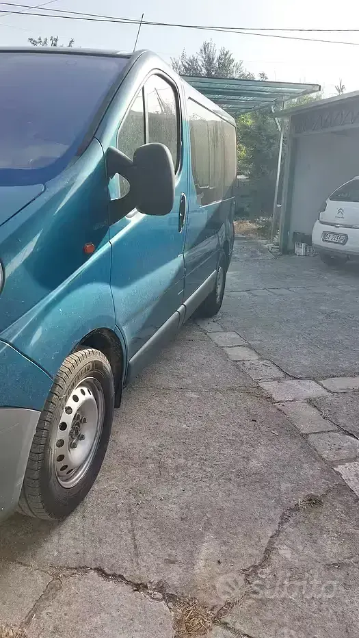 Usata Opel Vivaro 146 CV (107 kW) 2007 Monovolume