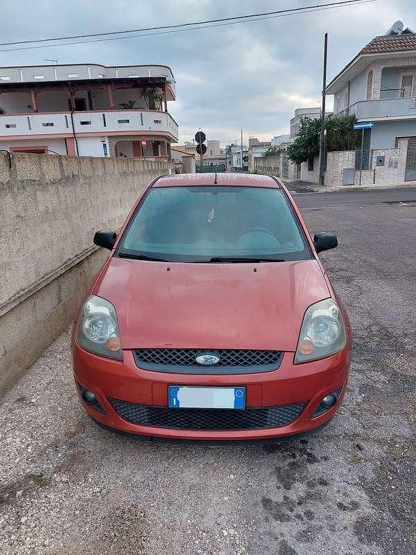 Usata Ford Fiesta Collection 68 CV (50 kW) 2007 Berlina